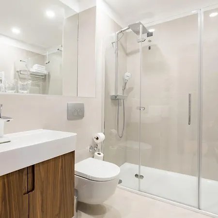 Sia Hotel 4*