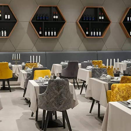 Sia Hotel 4*