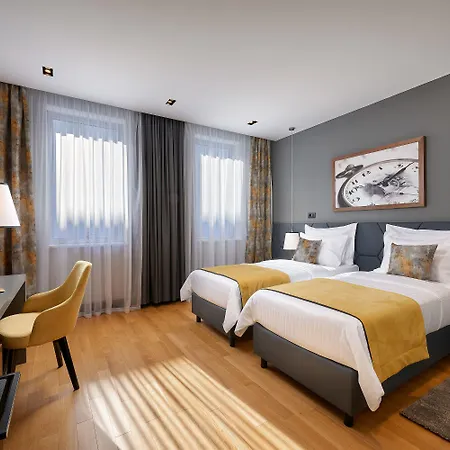 Sia Готель Спліт