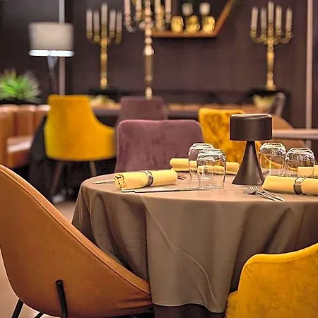 Sia Hotel 4*