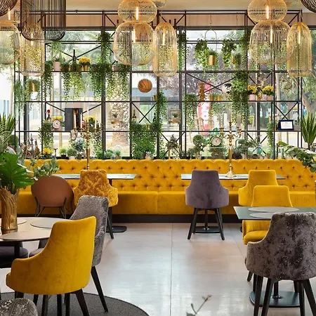 Sia Hotel 4*